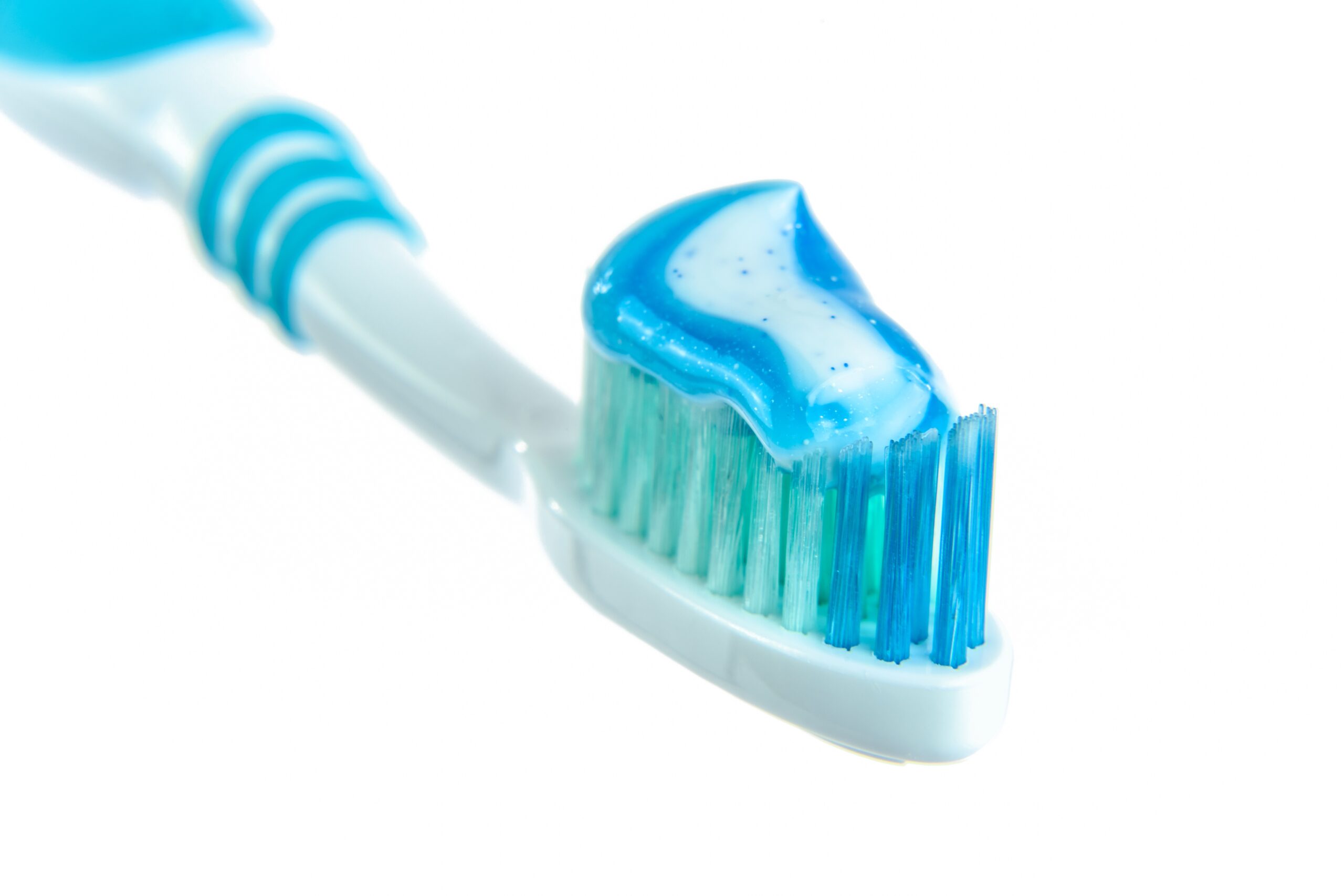 Unexpected Ways to Use Toothpaste | Primghar IA Dentist